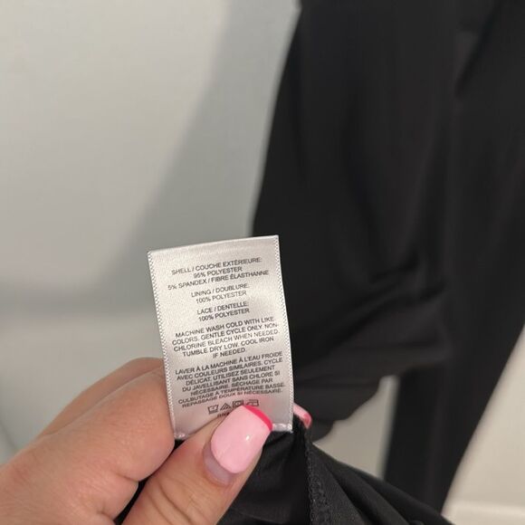 Express- black cropped lace-up lace romper- Size large - Picture 8 of 10